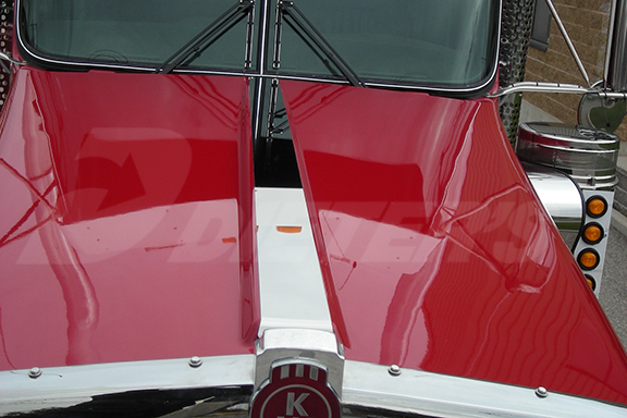 W900L Hood Strip image