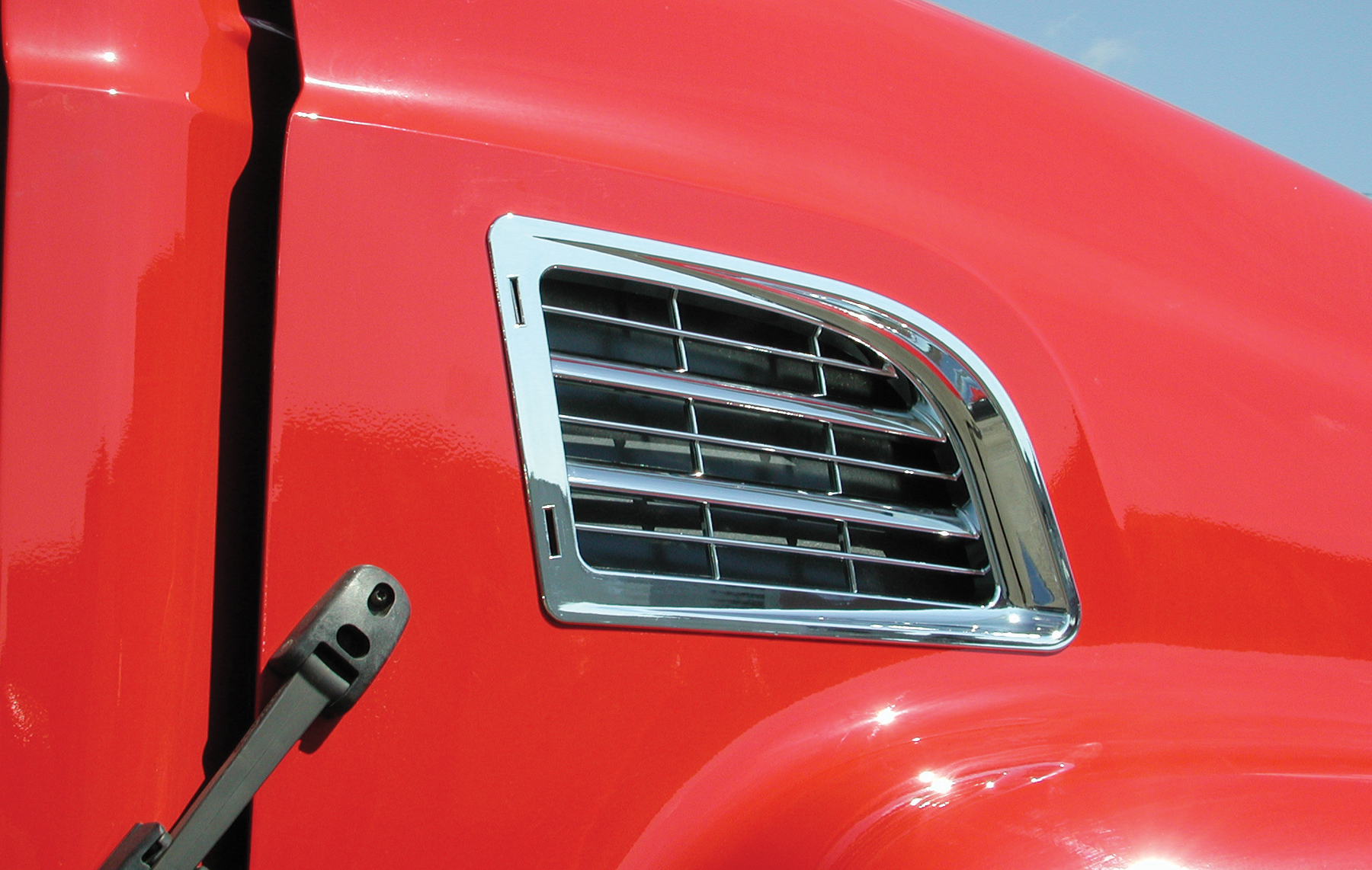 Granite Chromed Intake Grille image