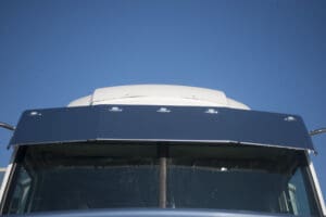 Sunvisor – 5700XE Stratosphere Roof WBP WSS320