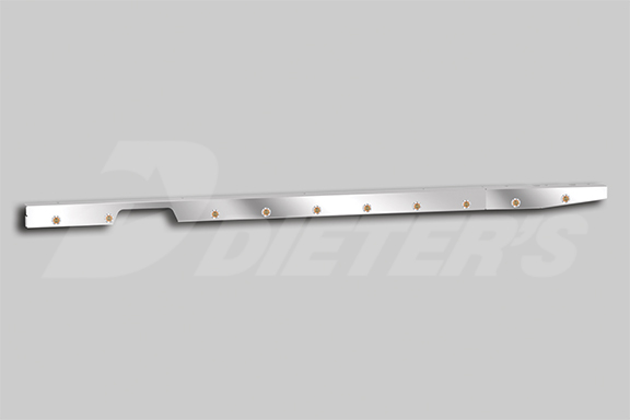 DRIVER SIDE 76″ SLEEPER SKIRT - T680 NEXT GEN - 13.5″ FUEL FILL LOCATION image